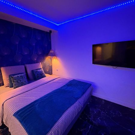 Studio Avec Jaccuzzi Saintry-sur-Seine Екстериор снимка